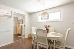 Cozy Coastal Retreat Near Beach & Dining - Image 5