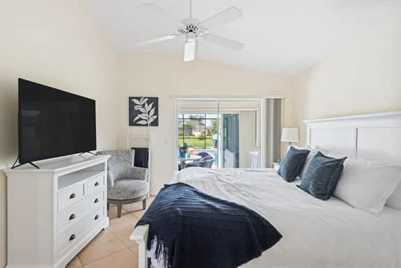Waterfront House w/ Heated Pool & Pet-Friendly - Image 5