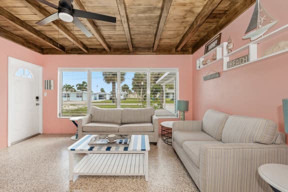 Waterfront Cottage w/ Dock & Gulf Beach Nearby - Image 1
